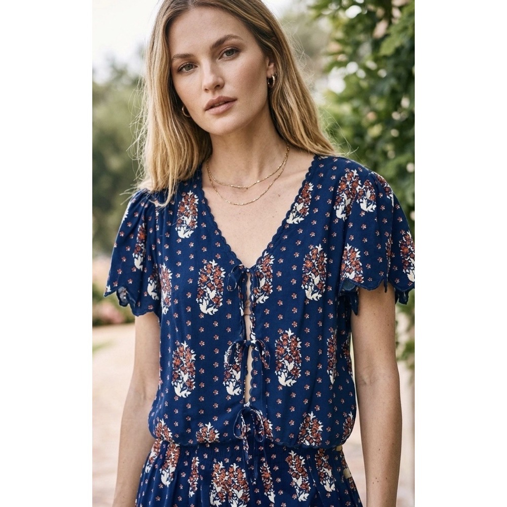 Hunter Bell Bardot Cropped Tie Front Top Blouse Fall Floral Navy Blue SZ M NWT